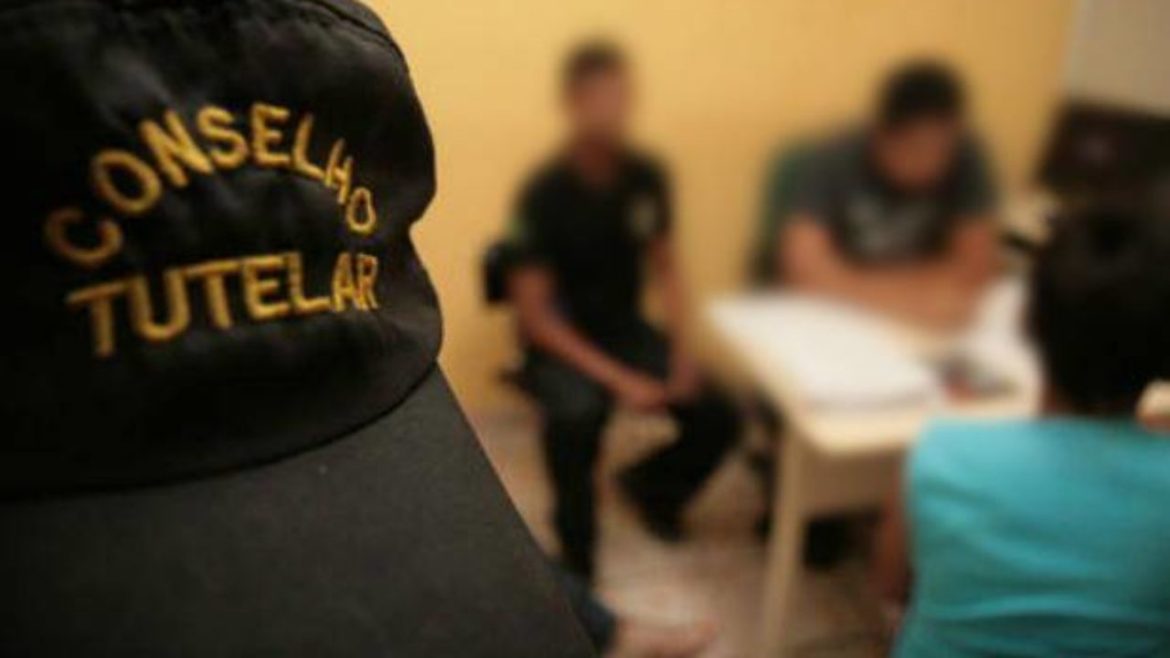 projeto-propoe-piso-salarial-nacional-de-r$-3-mil-para-conselheiros-tutelares